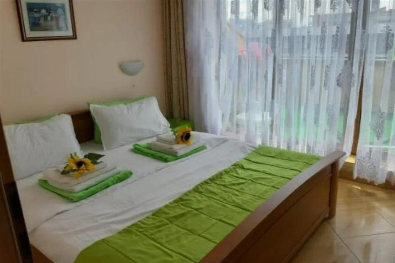 Golden Dreams Apartment Sunny Beach Exterior photo