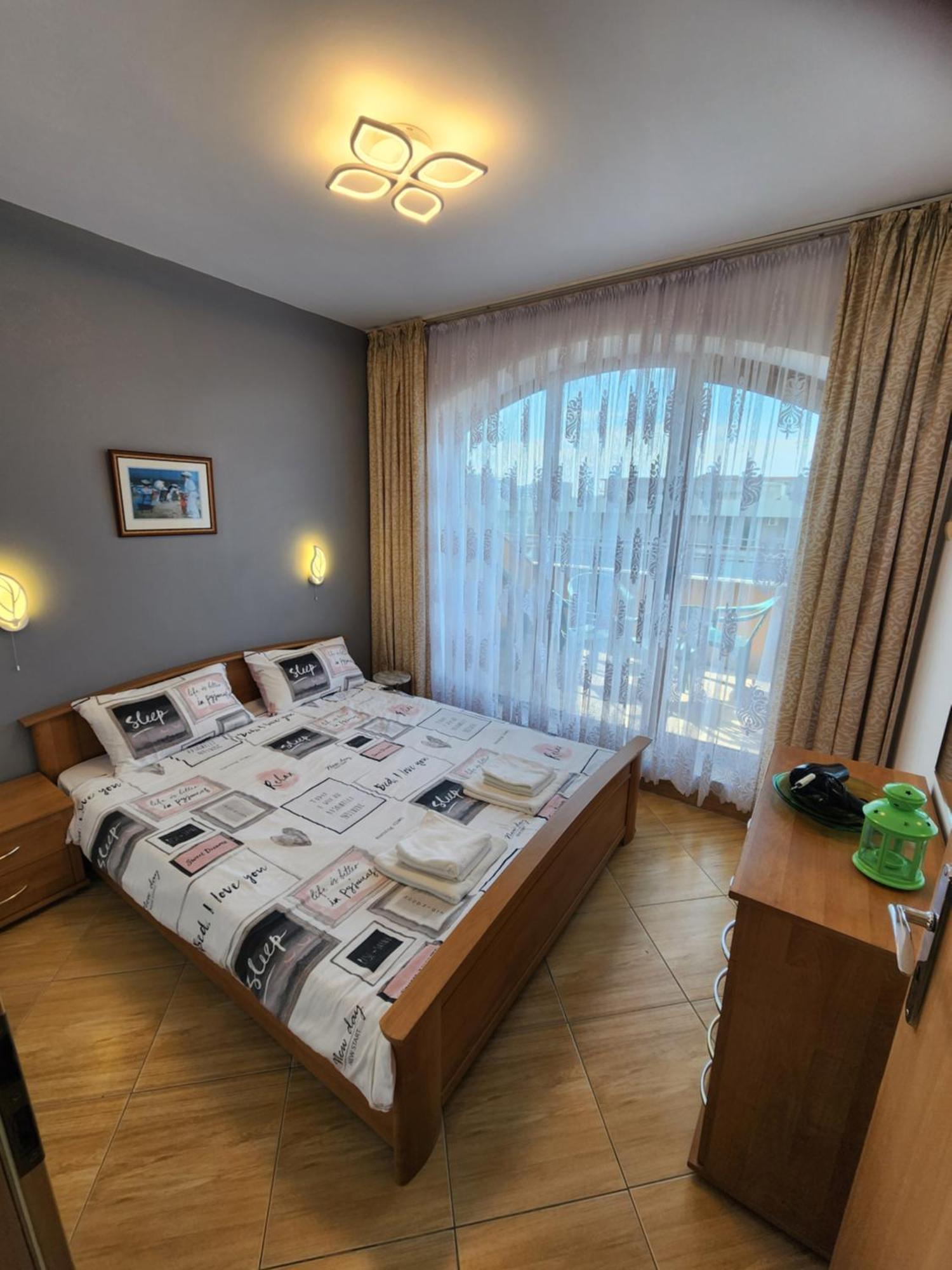Golden Dreams Apartment Sunny Beach Room photo